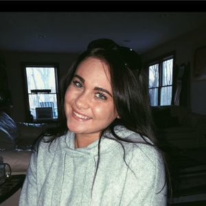 Meet your Posher, Abby